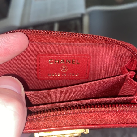 CHANEL 🇫🇷Rouge Lambskin Wallet💋 - Picture 3 of 5